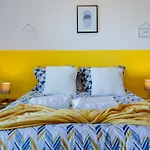 Sun House By Lovelystay *