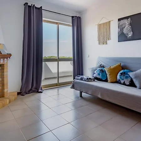 公寓 Sun House By Lovelystay